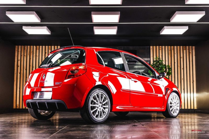 RENAULT CLIO