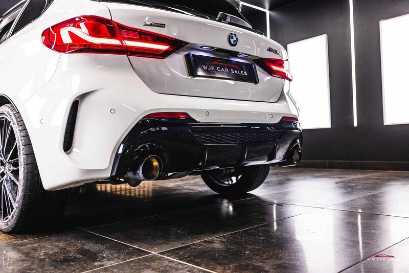 BMW 1 SERIES