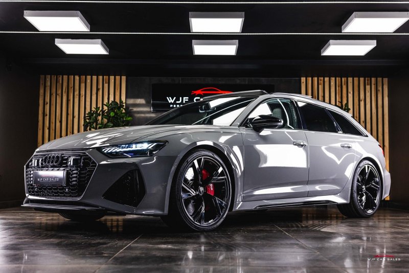 AUDI RS6