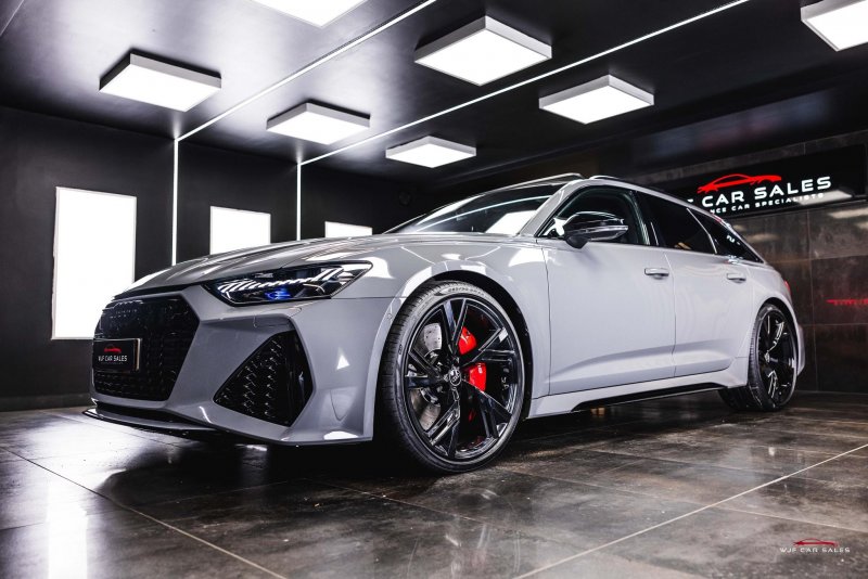 AUDI RS6