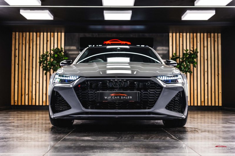AUDI RS6