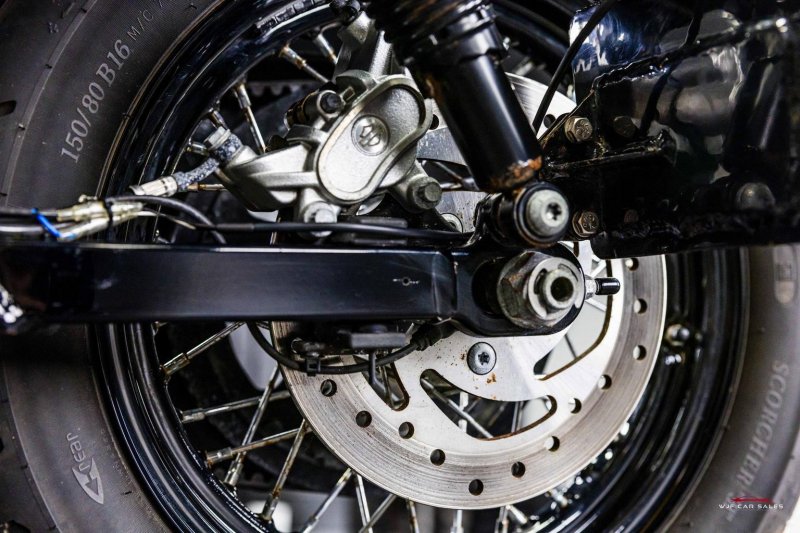 HARLEY-DAVIDSON Sportster