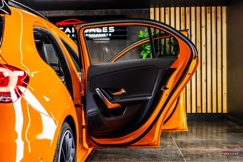 MERCEDES-BENZ A CLASS