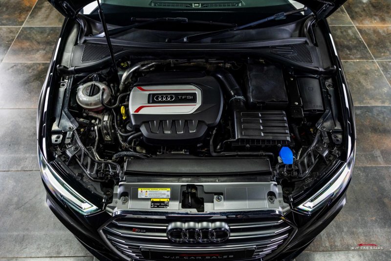 AUDI S3