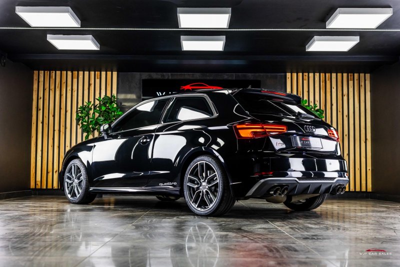 AUDI S3