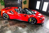 FERRARI SF90 STRADALE