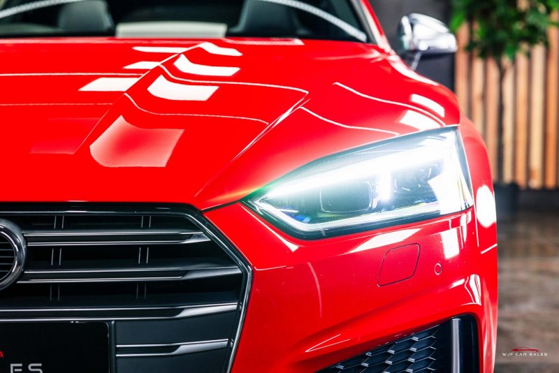 AUDI S5