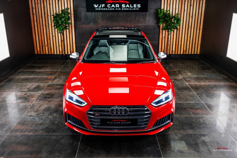 AUDI S5