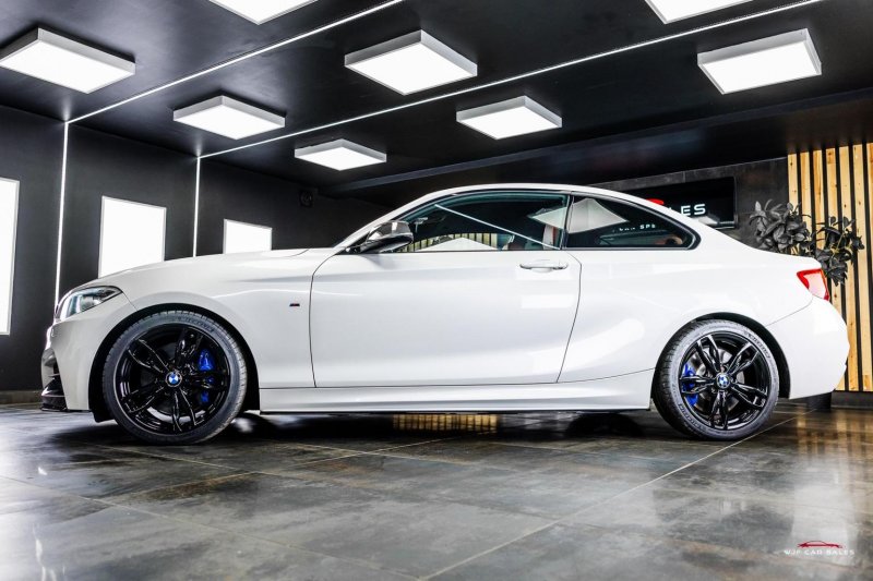 BMW 2 SERIES