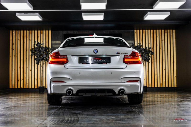 BMW 2 SERIES
