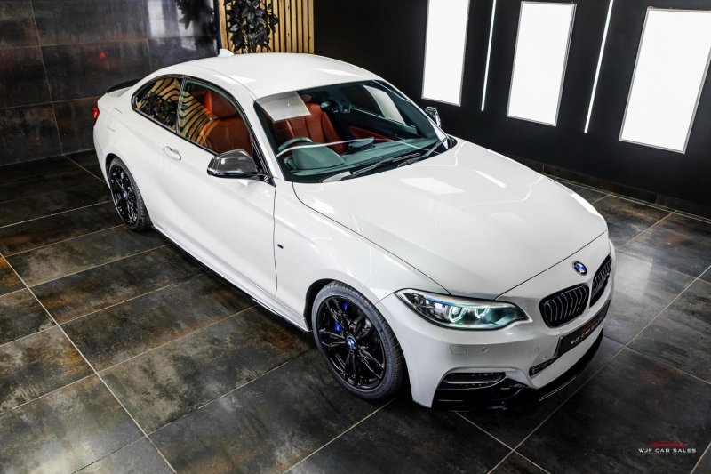 BMW 2 SERIES