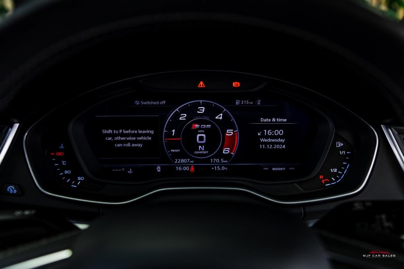 AUDI SQ5