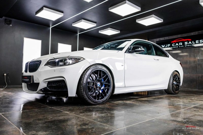 BMW 2 SERIES
