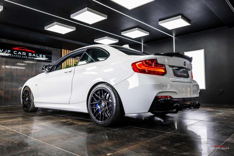 BMW 2 SERIES