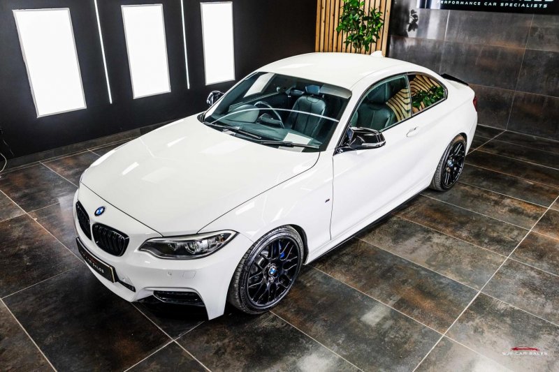 BMW 2 SERIES
