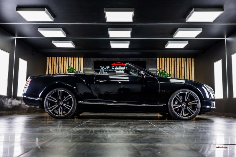 BENTLEY CONTINENTAL