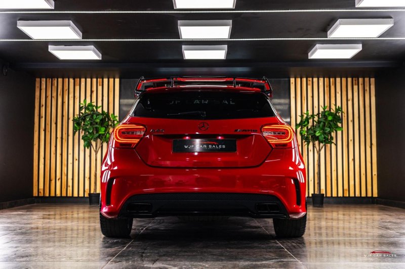 MERCEDES-BENZ A CLASS