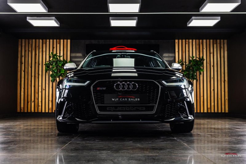 AUDI RS6