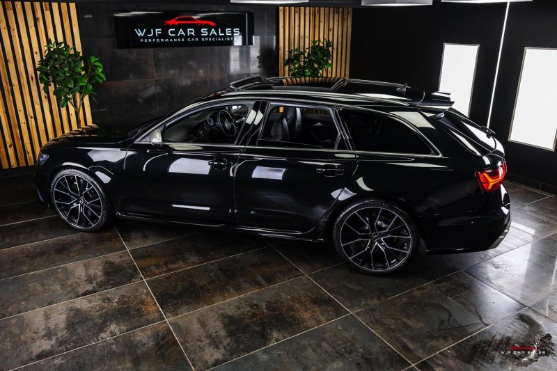 AUDI RS6