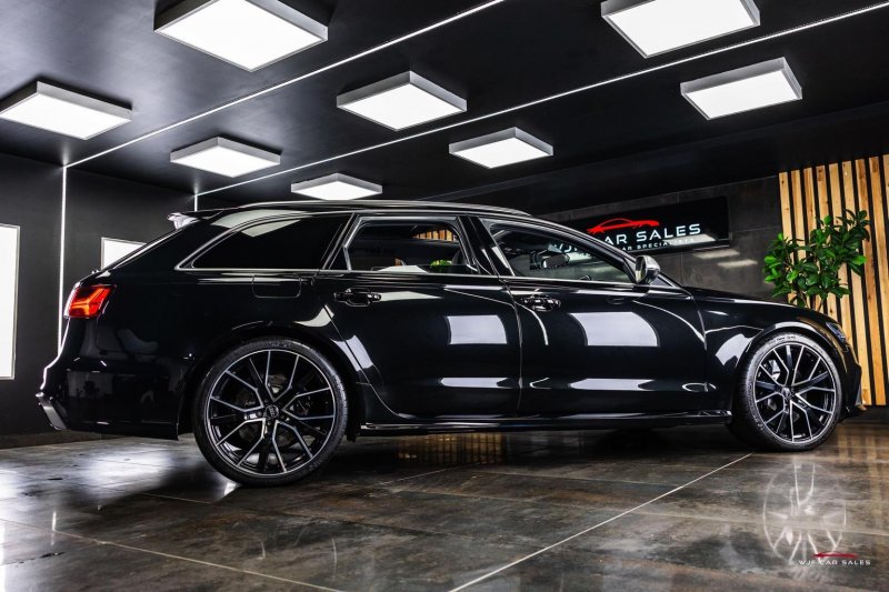 AUDI RS6