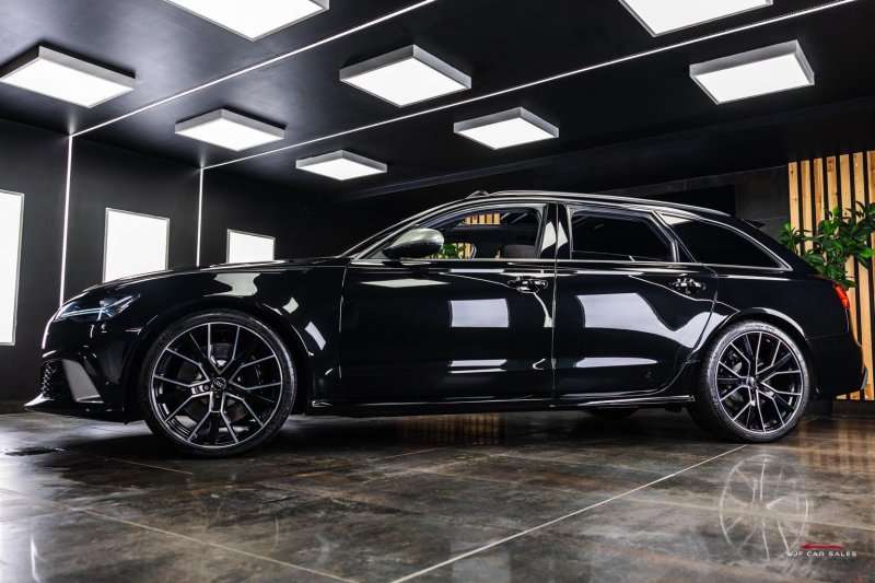 AUDI RS6