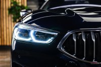 BMW 8 SERIES