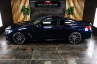 BMW 8 SERIES