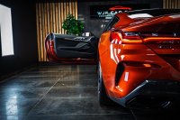 BMW 8 SERIES