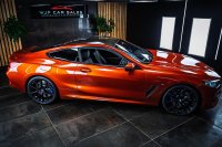 BMW 8 SERIES