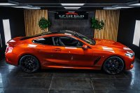 BMW 8 SERIES
