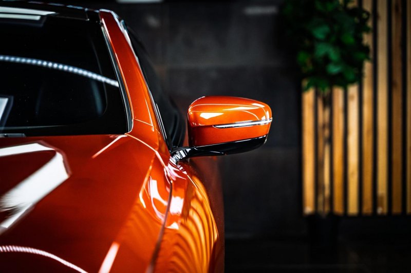 BMW 8 SERIES