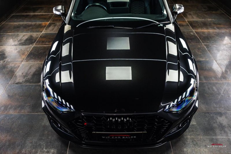 AUDI RS4