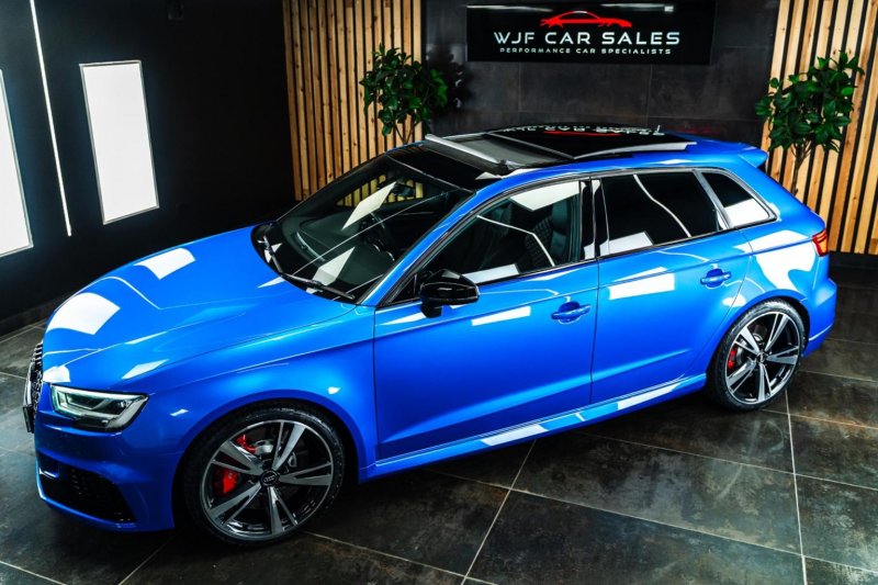 AUDI RS3
