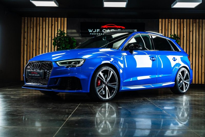 AUDI RS3