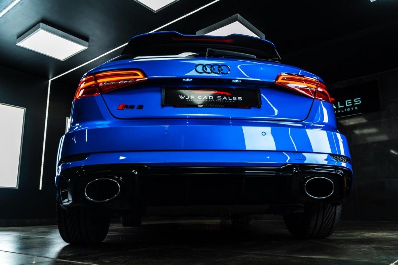 AUDI RS3