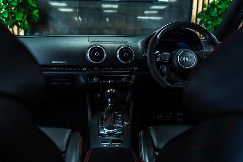 AUDI RS3